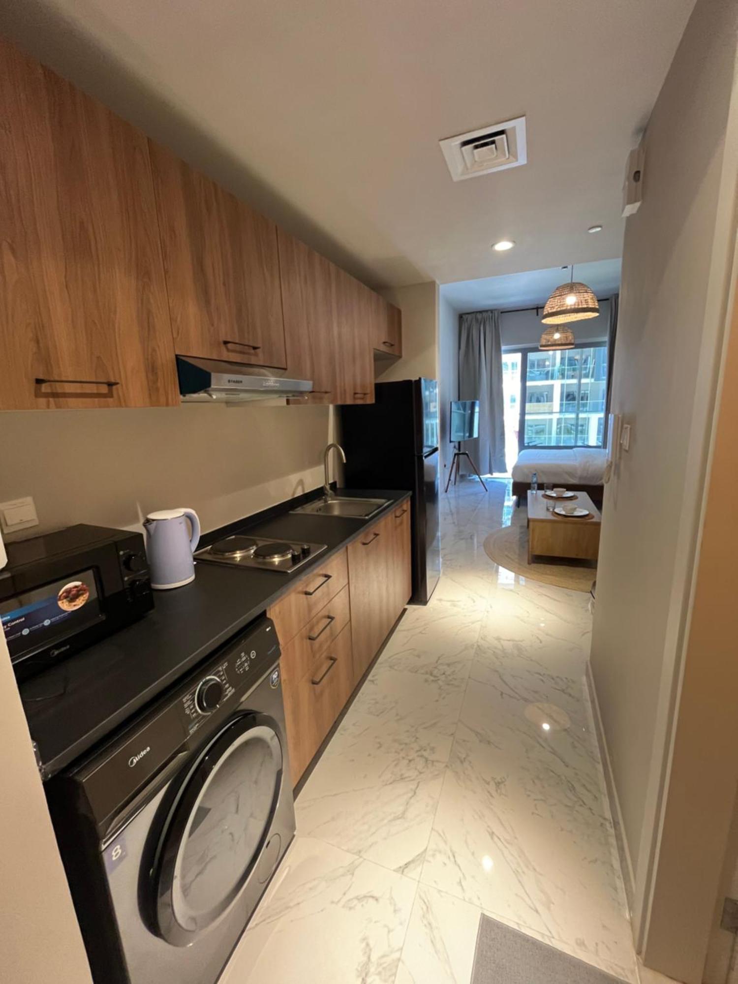 The Chic Retreat, Stylish Close To Yas & Airport * Abu Dhabi